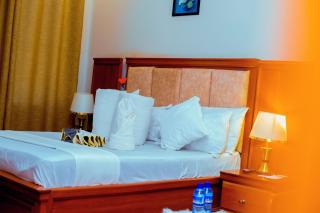 NILLA HOTEL Chunya - - 9
