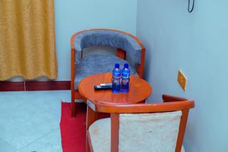 NILLA HOTEL Chunya - - 2