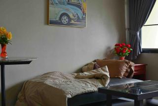 Petch Tower Ekamai One Bedroom Apartment - Bangkok - 5