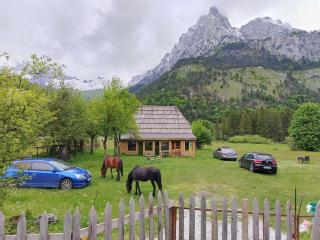 Guest house 2 - Valbonë - 0
