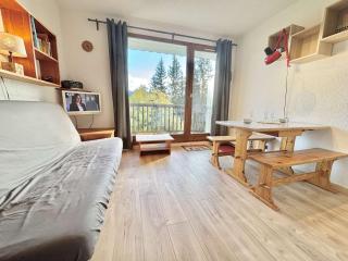 Studio confortable à Notre-Dame-de-Bellecombe avec parking et accès facile aux pistes - FR-1-595-35 - 0