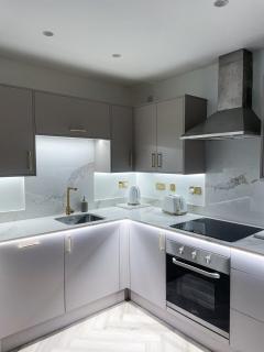 Stylish MK City centre Flat - Free Parking and Balcony - Milton Keynes - 1