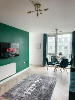 Stylish MK City centre Flat - Free Parking and Balcony - Milton Keynes - 9