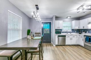 Cozy home near Lovefield Airport & UTSouthwestern - 2