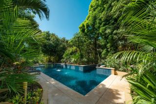 Condo Valentine 5 STAR, 4 Pools, Gym, Concierge Services, 24-HR Security - 0