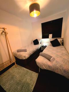 Lakeside Family stay - Oakham - 3