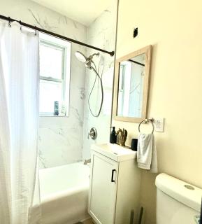 Midway Hideaway -Cozy 1BR- parking - Chicago - 4