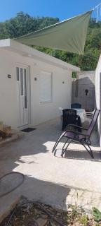 White apartment - Sutomore - 6