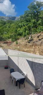 White apartment - Sutomore - 2