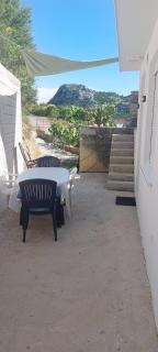 White apartment - Sutomore - 1