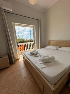 Malibu Hotel - Dhërmi - 6