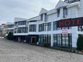 Hotelwhite Family Gjilan - 4