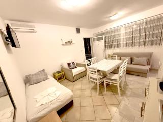 Inn Mine Hotel - Budva - 2