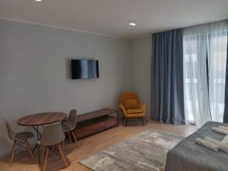 Апартаменты в Батуми на берегу моря Mziuri Gardens - Itʼkhvisi - 5