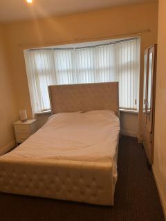 double room in wolverhampton - Wolverhampton - 9