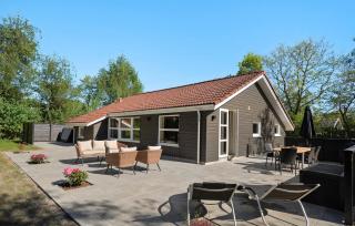 Three-Bedroom Holiday Home In Hemmet - Falen - 0