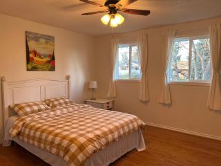 Luxurious 2BR Whole Main level -Single house - Calgary - 6