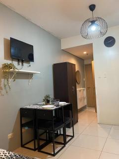 Cozy Staycation in Pasay - Manila - 9