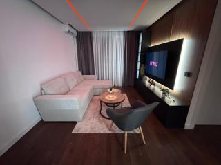 Tesla Apartment 3 - Kragujevac - 0