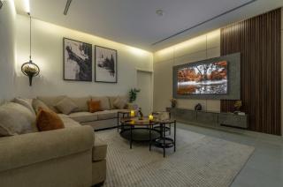 VIP hotel room and lounge in Al Aqeeq - - 0