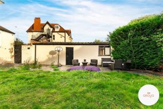 The Cotswold Grace - Beautiful 4 Bedroom Hideaway - Golden Valley - 2