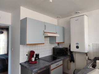 Appartement climatisé avec vue sur la cité - 4