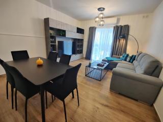 Stunning Central Sliema Apartment with Garden - Sliema - 0