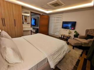 Modern 2-Bedroom Apartment in Goldcrest DHA - Lahore - 1