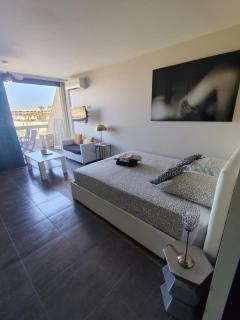 Naturiste Cap d'Agde Héliopolis C 39 - 1