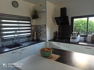 Agréable villa familiale avec piscine - Prades-le-Lez - 3