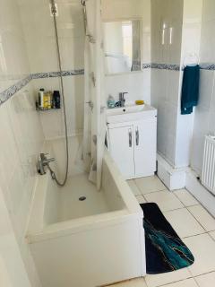 3 bedroom peaceful house (5 people maximum) - Morriston - 8