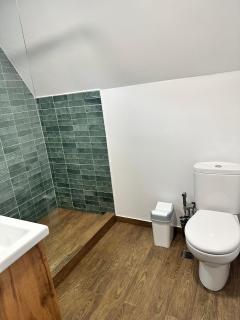 A and B Cottages - 6