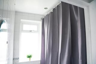 Entire Two Bedroom House London With Parking - Edgware - 1