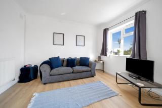 Chic Colchester Flat - 1