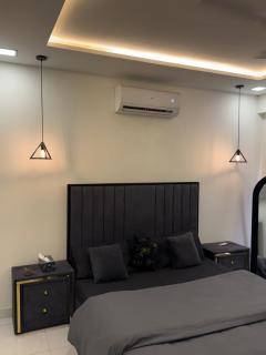 1BHK apartment with Pool, Gym, Cinema ,Zameen Opal - Lahore - 5