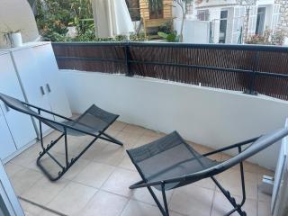 Charming two-room with garage - Mentone - 6