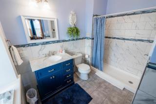 Gifford-Risley House Bed and Breakfast - Media - 7