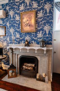 Gifford-Risley House Bed and Breakfast - Media - 5