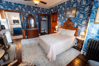 Gifford-Risley House Bed and Breakfast - Media - 3