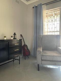 Hulley Homes- Escape to Beautiful Mountain Views - 4