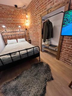 CracoviaStay Lofty Apartment Old Town Kazimierz Historic Heart of Krakow - Cracovia - 7