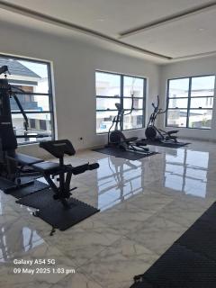 Share home at Lekki - Lekki - 0