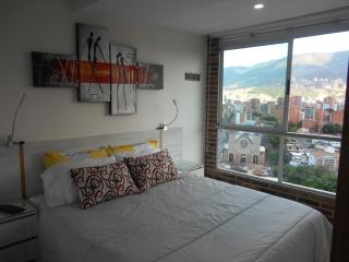 Laureles 16th floor stylish Spring City Treat - Medellín - 0