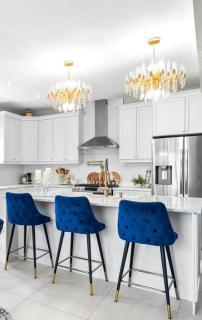 A Luxe Cozy Escape - Welland - 2