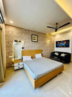 High End Studios - Ghaziabad - 8