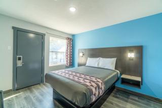 Royal Inn by OYO - Stephenville - 0
