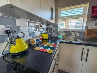 Lovely Chalet With Free Wi-Fi At Green Farm Park, Norfolk Ref 43395G - Scratby - 2
