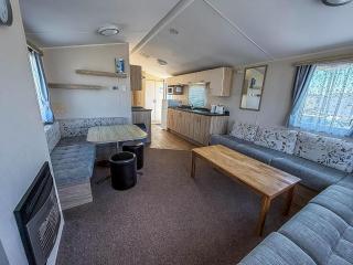 8 Berth Caravan With Decking At Caister Beach In Norfolk Ref 30016S - Great Yarmouth - 4