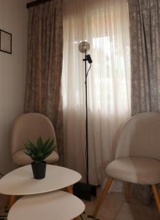 Charming Villa by the Sea - 8