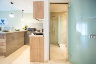 Diamond Apartments 1 - 2